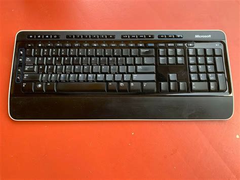 Microsoft Wireless Keyboard 3000 v2.0 model 1379 NO RECEIVER, KEYBOARD ...