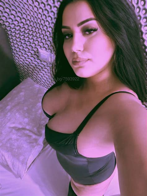 Пловдив Компаньонкa Brunette Escort Ani 26 г 167 см Класически секс