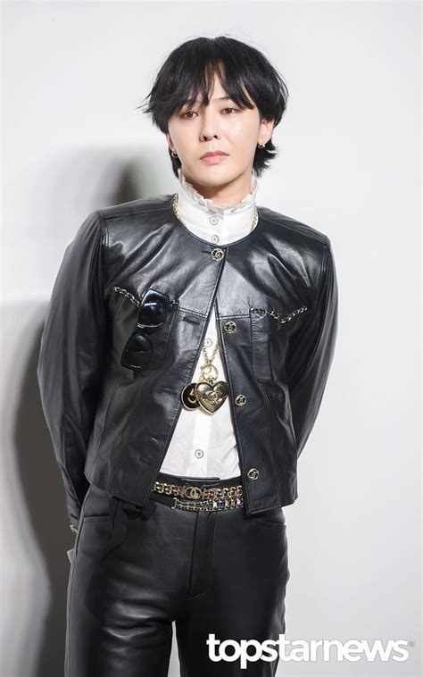 Sự kiện quy tụ dàn sao hot nhất Kbiz Bạn trai Jisoo BLACKPINK lần đầu xuất hiện nàng thơ