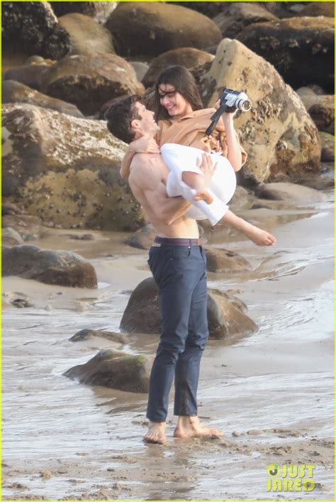 Kendall Jenner Joins Hot Shirtless Guy For Beach Photo Shoot Photo Kendall Jenner