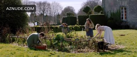 Le Domaine Des Etriques Nude Scenes Aznude