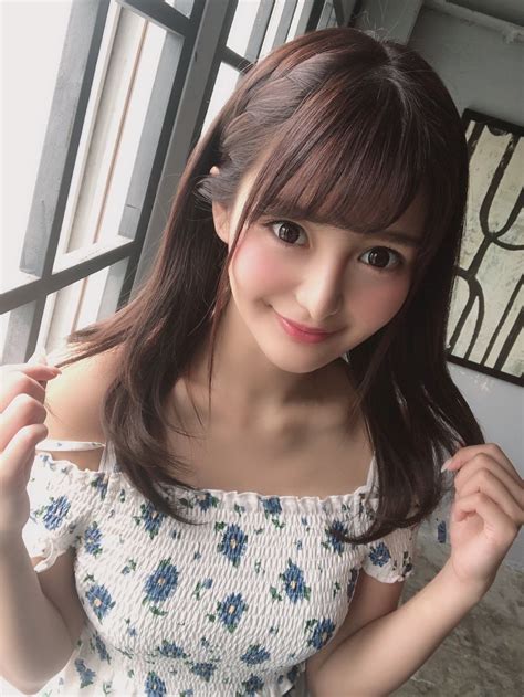 Hot girl tân binh làng phim bất ngờ lộ nhan sắc thật chứng minh ảnh bìa đĩa chỉ mang tác