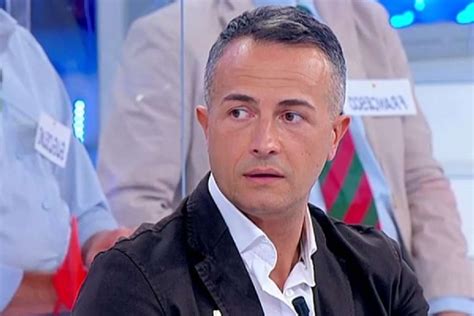 Riccardo Guarnieri L Ex Tronista Di Uomini E Donne Sorprende Tutti