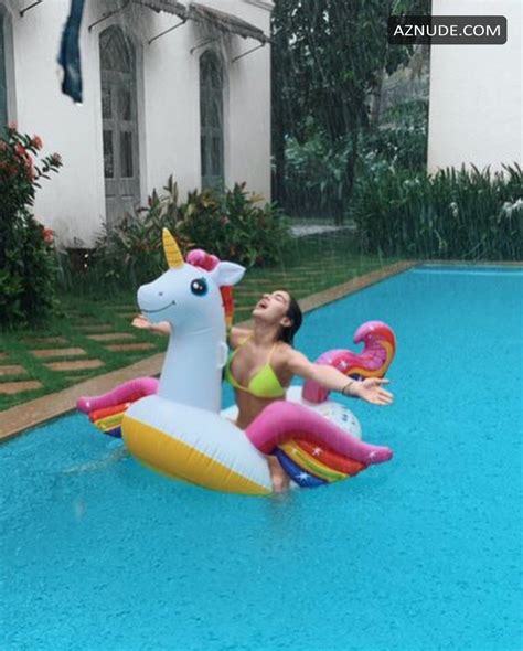 Sara Ali Khan Hot Bikini Pics AZNude