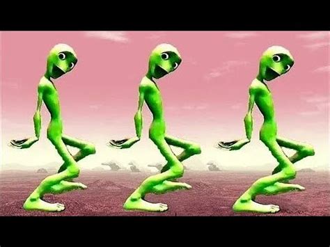 Ell Chombo Dancing Green Alien Dame Tu Cosita Feat Cutty Ranks