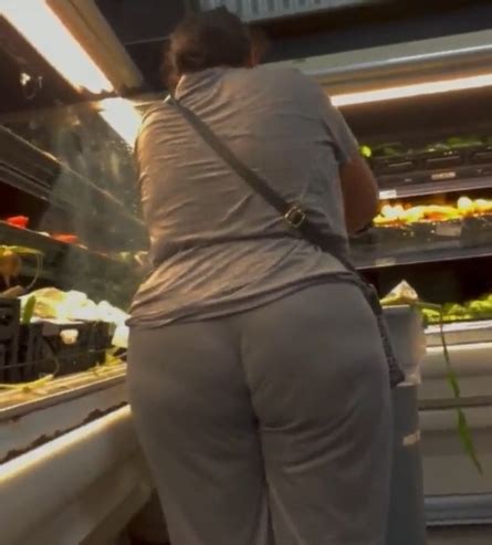 Candid Bbw Latina Beautiful Ass And Wedgie ThisVid