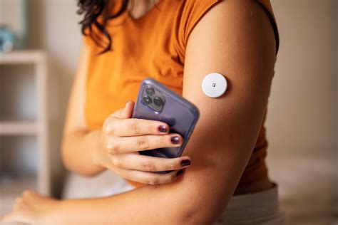 Experts Just Approved The First Over The Counter Wearable Blood Sugar