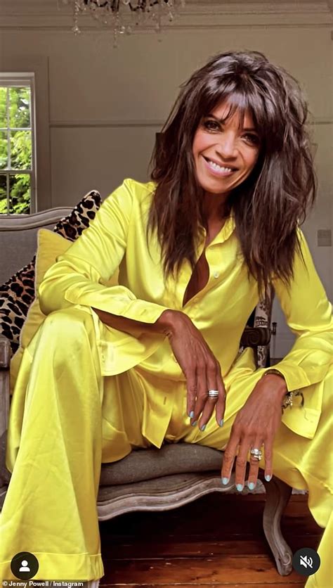 Jenny Powell 54 Shows Off Her Toned Physique With A Slew Of Sizzling Bikini Snaps Daily Mail