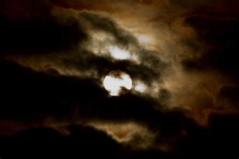 dark sun  photo  freeimages
