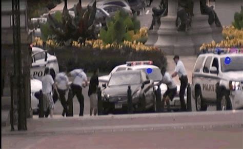 Officers Who Shot Woman In Chase That Ended Near U S Capitol Will Not