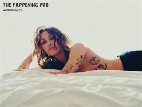 Miley Cyrus Nude For Jaded Video Premiere Photos The Fappening