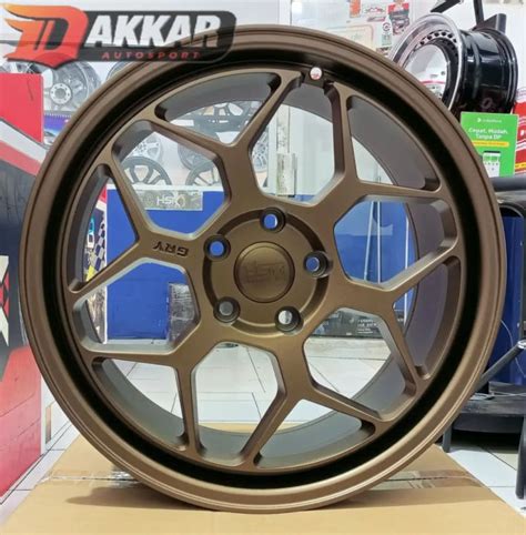 Velg Racing R Hsr Gry Baut Innova Zenix Xpander Rush Hrv Camry Dll