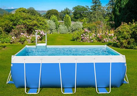 realizzazione su progetto  piscine fontane  spa anche noleggio