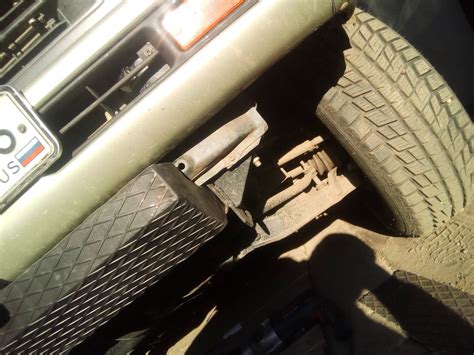 Площадка под квадрат для лебедки. — Nissan Terrano I, 2,7 л, 1995 года ...