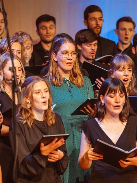 Begeisternde Stimmung am Frühlingskonzert des tsc Chors Theologisches