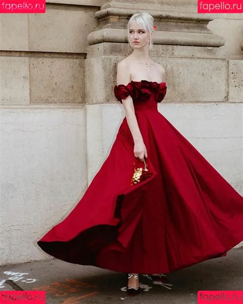 Leaks Nude Lara Cosima Onlyfans Photo Gallery Erome Love