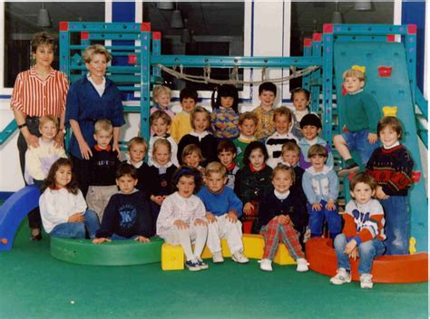 Photo de classe 1ere année de maternelle de 1993 école Jane Du Chesne