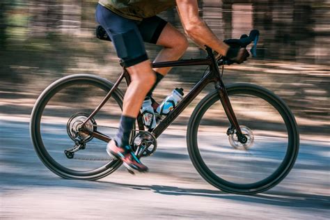 First Ride Review: Introducing Shimano GRX Mechanical 12-Speed ...
