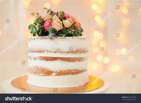 imágenes de Naked cake Imágenes fotos y vectores de stock Shutterstock