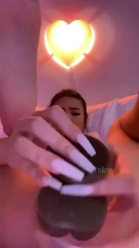 Kxobby Cuming And Twerking On Dildo Ashemaletube