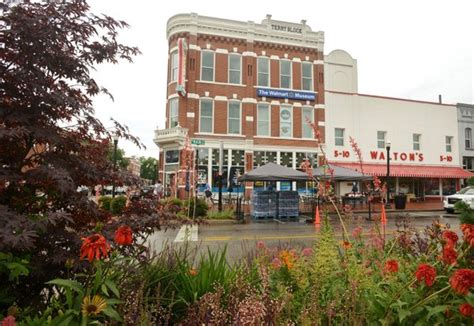 Bentonville museum to field thousands of Walmart visitors | The