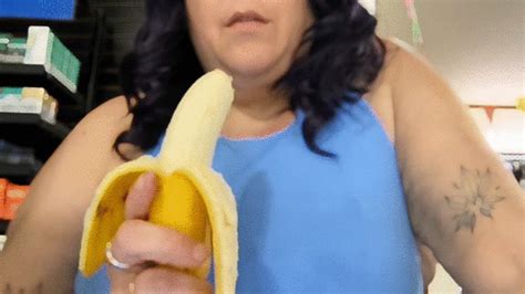 Sexy BBW Banana At Work Cara Cakes Clips Clips Sale