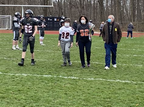 The croton harmon train station bridge has a secret view 19