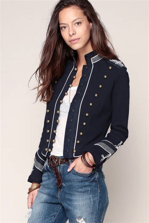 La Veste Officier Un Nouveau Must Have De Votre Garde Robe Christine