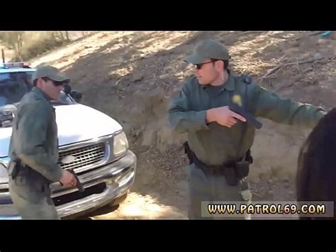 Lesbiana Polic A Se Folla A Una Puta Y La Polic A Se Folla En P Blico Ruso Amateur Takes