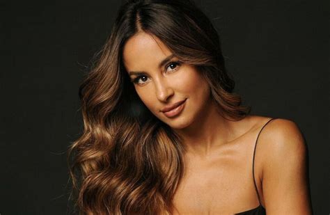 Lourdes Sánchez lució una microbikini ultra hot en México