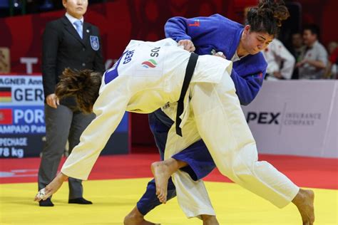 Judoca Patr Cia Sampaio Conquista Medalha De Prata No Grand Slam Do