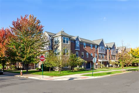 Palmer Court Townhomes Mht Management