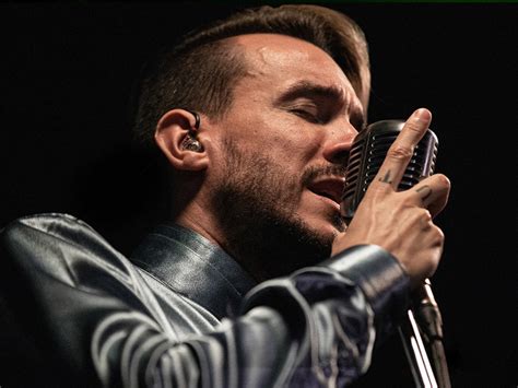 Cem Adrian gay mı KizlarSoruyor