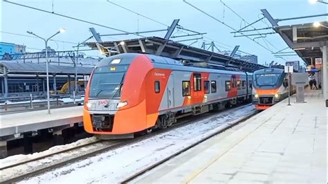 Скоростной поезд ЭС2ГП-012 "Ласточка" №721 сообщением Москва - Курск ...