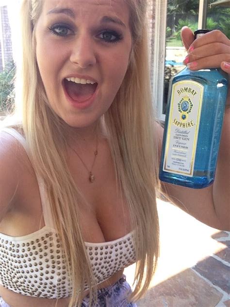 Hot College Coeds Take Selfies While Partying Porn Pictures XXX Photos Sex Images 3624635