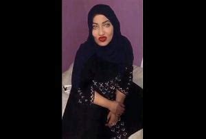 Watch محجبة خبرة تمص الزب Hijabi Hijab Arab Hijab Girl Porn SpankBang