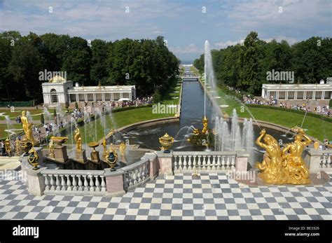 Grand Cascade, Peterhof, Petrodvorez, Saint Petersburg, Russia, Europe ...