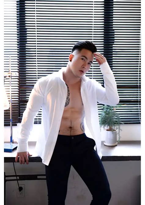 Truyện SEX GAY Học Trò Chương 5 Lần đầu được bú cu Truyen SEX GAY