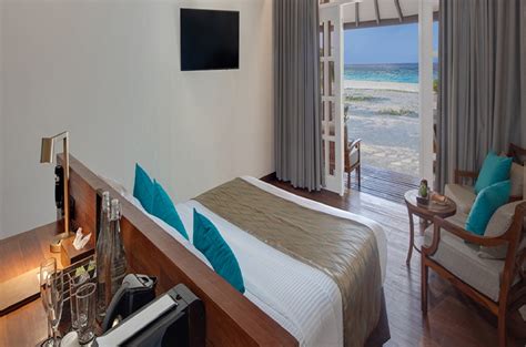 Sunset Beach Villa At Adaaran Select Meedhupparu Maldives