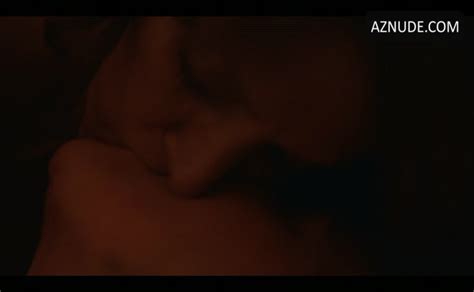 Jennifer Beals Laurel Holloman Lesbian Underwear Scene In The L Word Generation Q Aznude