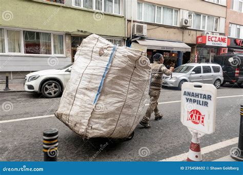 Be Ikta Istanbul Recycling Is Often Collected By Men Editorial