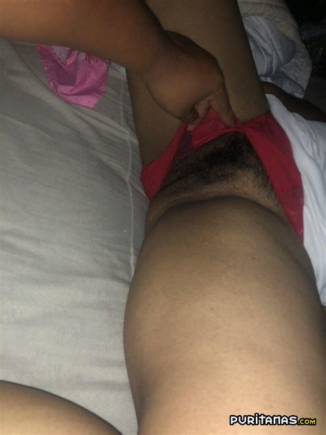 Jugando Con Su Vagina Puritanas