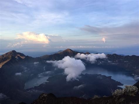 龙目岛最全攻略整理（巴厘岛附近的神秘小岛）——林贾尼火山徒步、冲浪、粉红沙滩、吉利三岛、住宿推荐 知乎