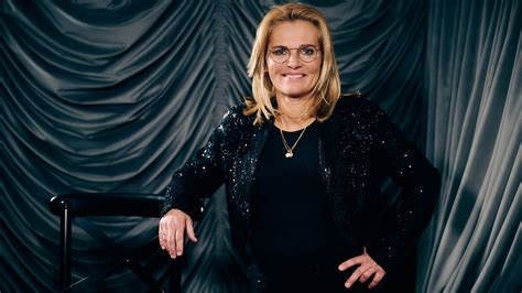 Sarina Wiegman extends England deal to incude 2027 World Cup | LiveScore