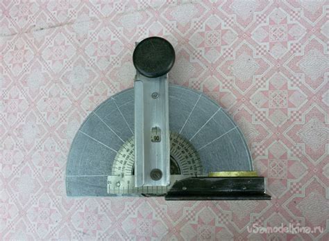 Стусло с регулировкой угла