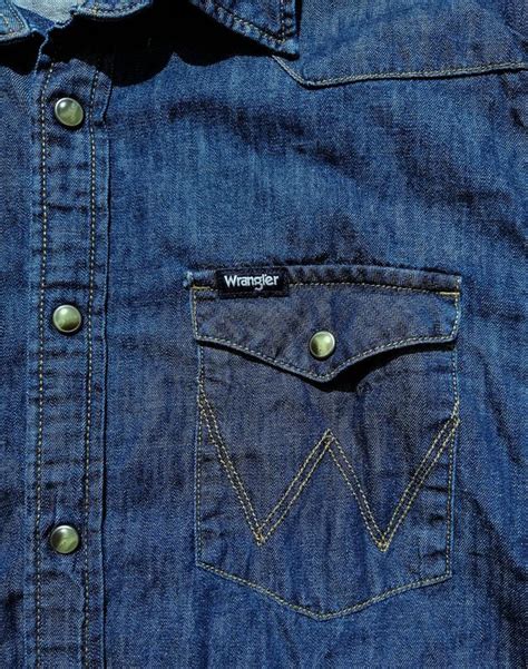 Джинсовая летняя рубашка wrangler s-ка — цена 410 грн в каталоге ...
