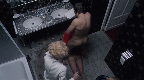 Naked Andrea Rau In Les L Vres Rouges