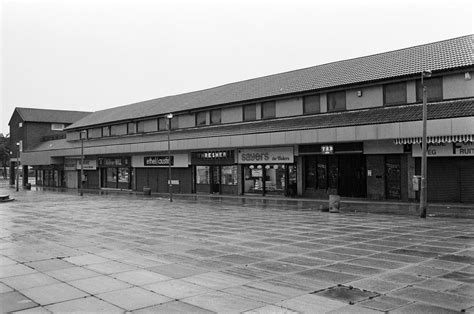 17 Unearthed Photos Show Lost Liverpool Shopping Parade In The 90s