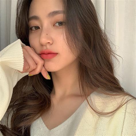 4 màu nhuộm được hội gái xinh sành điệu kết nhất hè này hot nhất lại là một gam màu cực ma mị