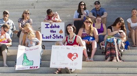 Idaho House Unanimously Votes To Forward Breastfeeding Exemption Bill